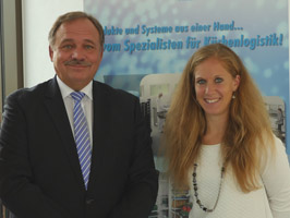Manfred Pohlschmidt, Geschäftsführer Hupfer, und Karin Schnaase, Marketing-Assistentin bei Hupfer. Foto: Hupfer